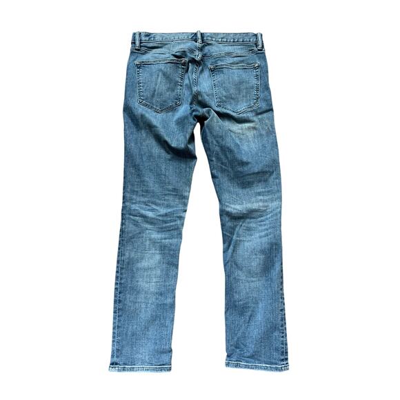 Banana Republic Rapid Movement 
Denim men’s light wash jeans - Picture 4 of 9